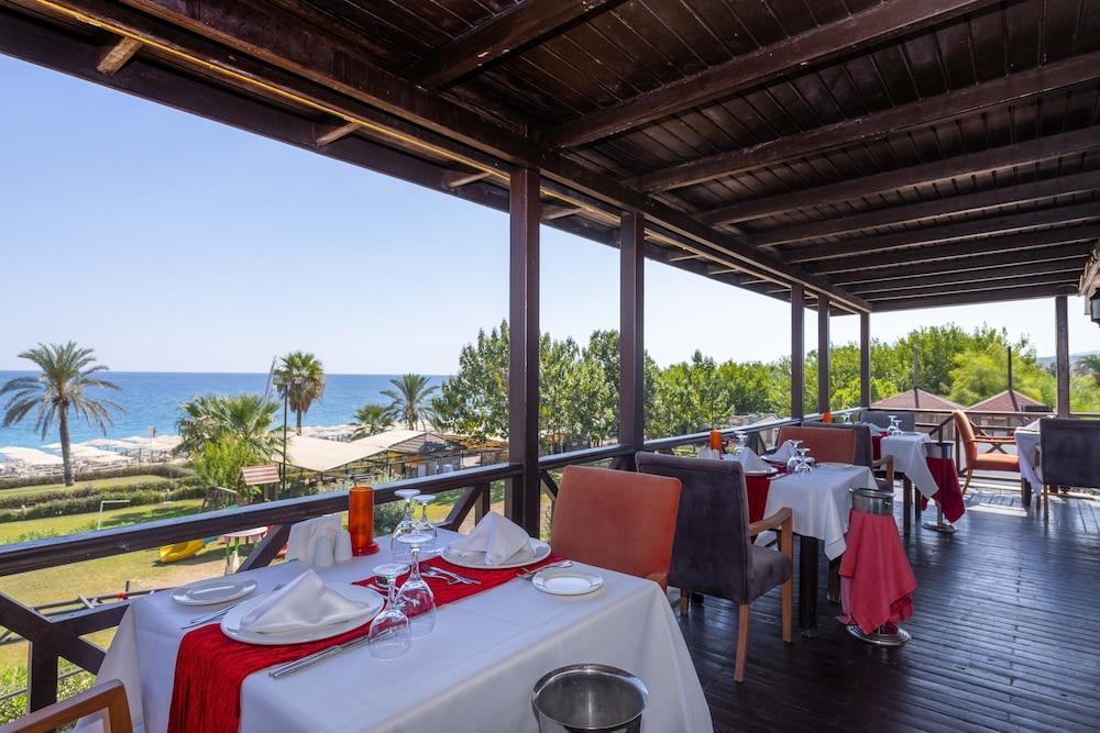 Labada Beach Hotel Çamyuva Exterior foto